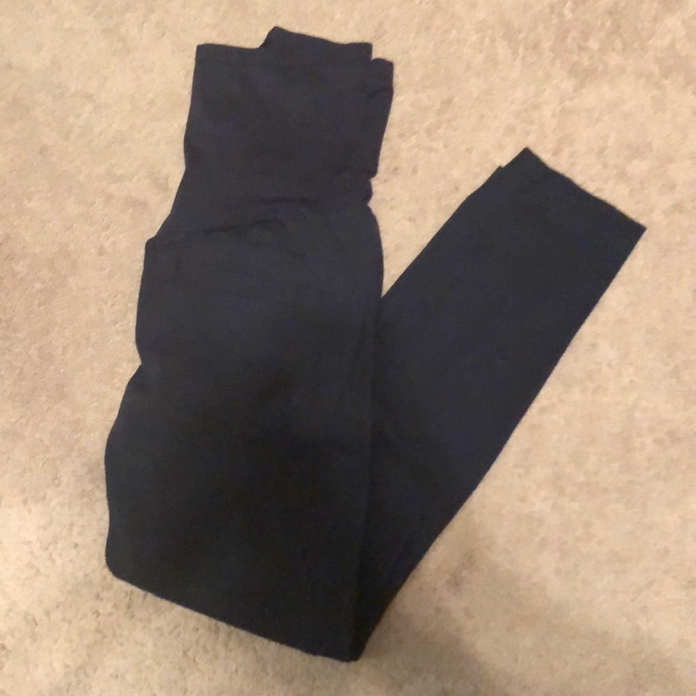 Like new Gap Maternity navy dress pants. Size 4.